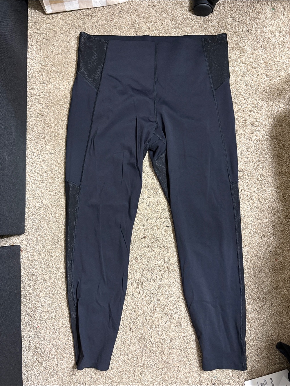Athleta Stay Fly Reflective 7/8 Tight Black Size Large